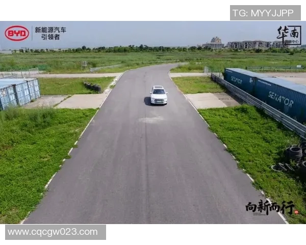 河北新能源滑雪场建成启用助力绿色冬奥愿景全面实现 河北新能源滑雪场建成启用助力绿色冬奥愿景全面实现