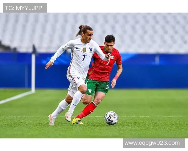 冲突升级！格列兹曼与教练发生激烈争执